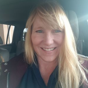 Meet your Posher, Andrea